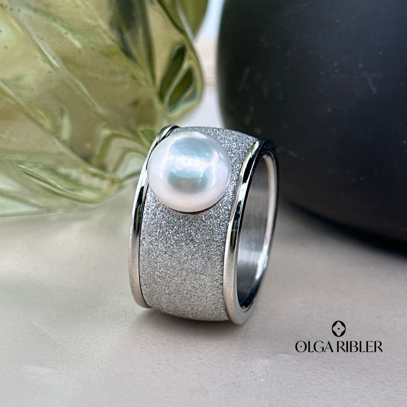 Olga Ribler Anelli: Statement- Edelstahl Ring mit Süsswasserperle Gr 60 – Nuovo (secondo la descrizione) da Luzern venduto da Schmuckoutlet