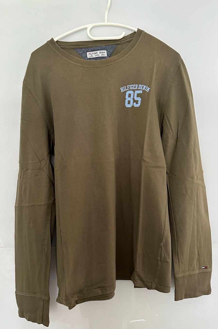 T-Shirts: Hilfiger Denim Langarm shirt – Gebraucht aus Zürich von Jony2003