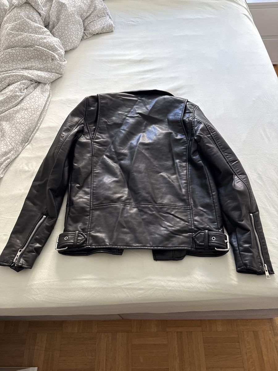 Zara Giacche: Veste en cuir Zara taille S – Nuovo (secondo la descrizione) da Lausanne venduto da raf_k5nx 3