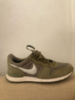 Nike Sneaker 