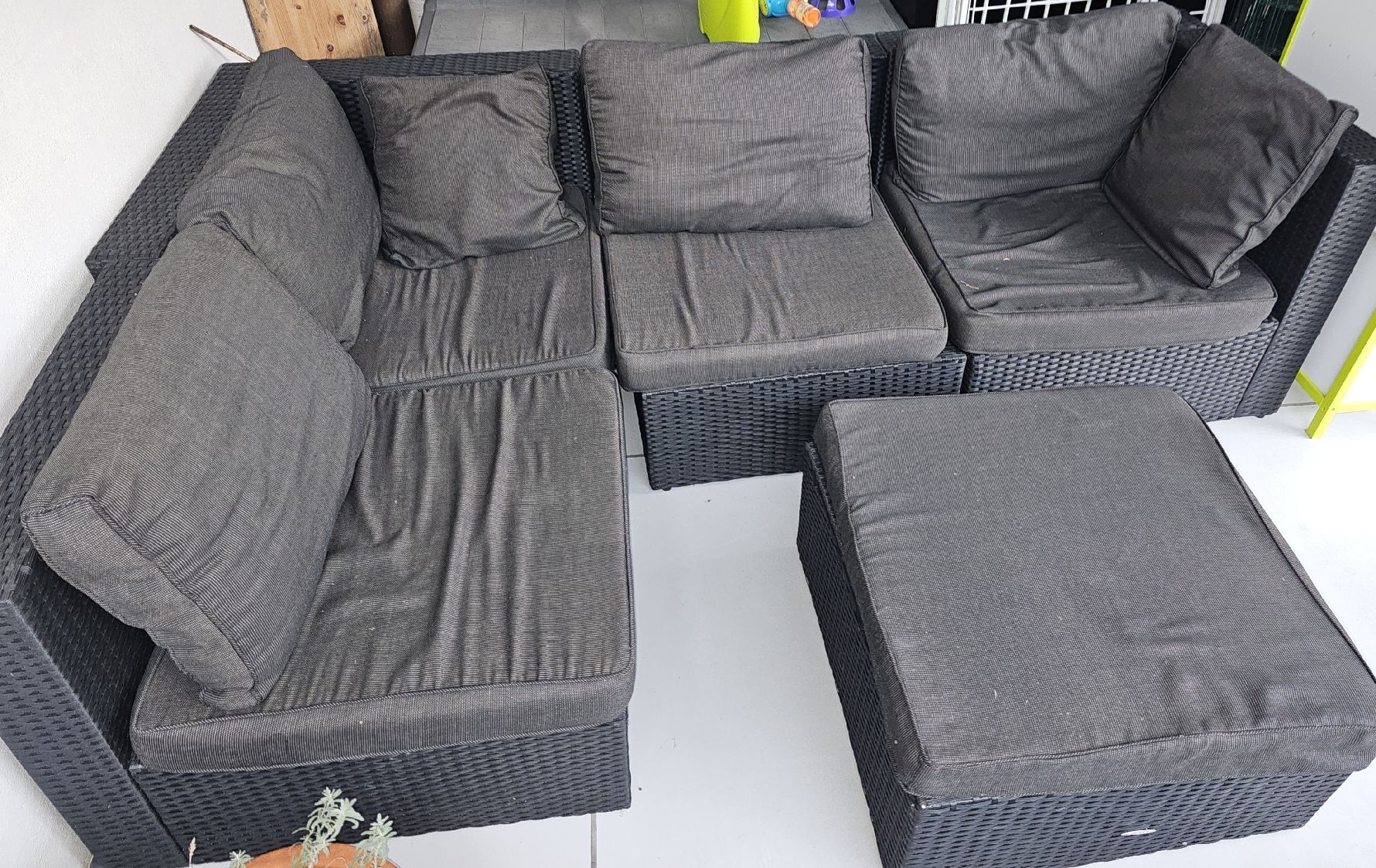 Sofas: Rattan Sofagarnitur – Gebraucht aus Basel von Fered 1