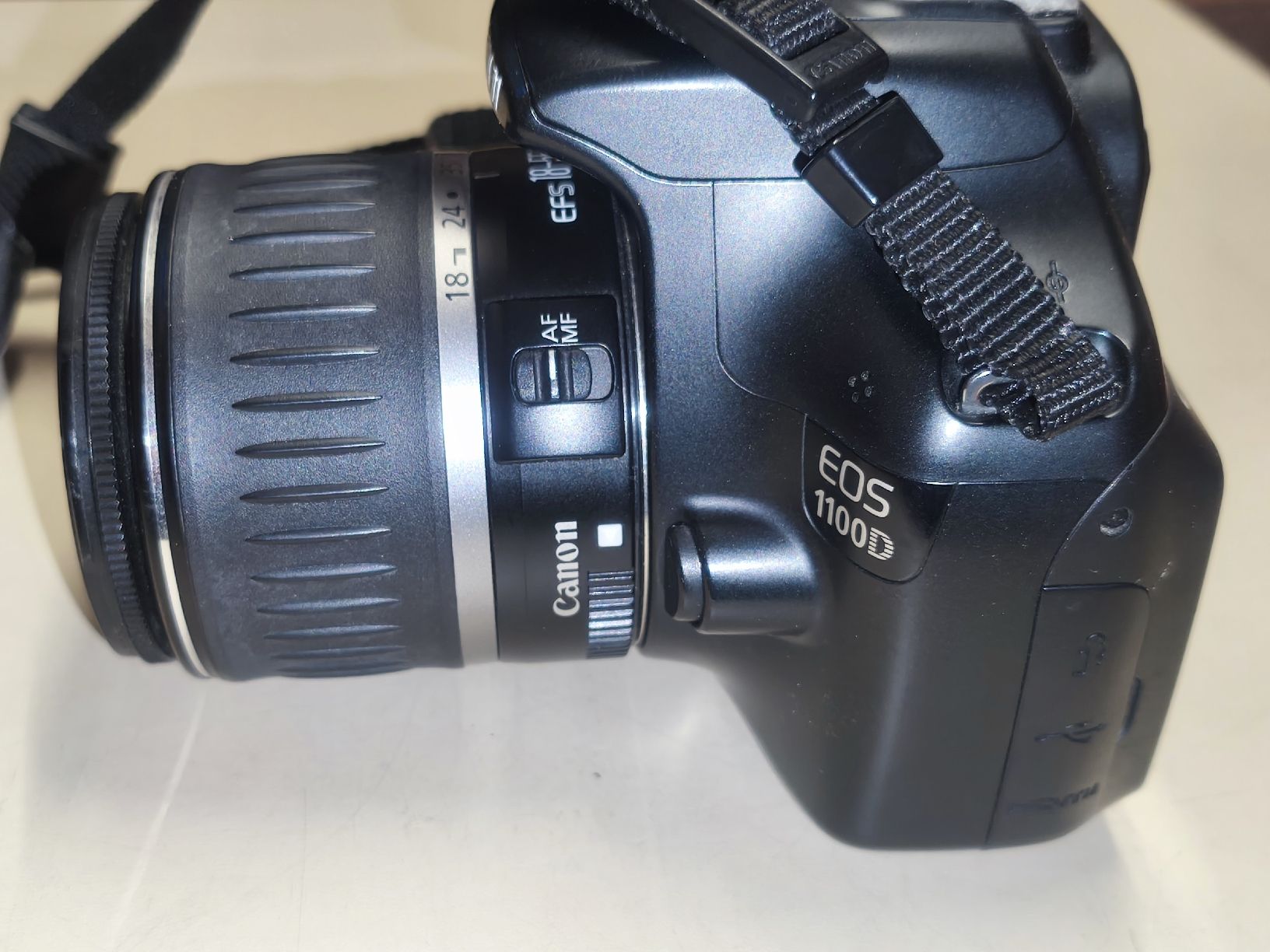 Canon Kamera: Canon EOS 1100D mit EF-S 18-55mm – Gebraucht aus Altbüron von Theo_Dotus 5