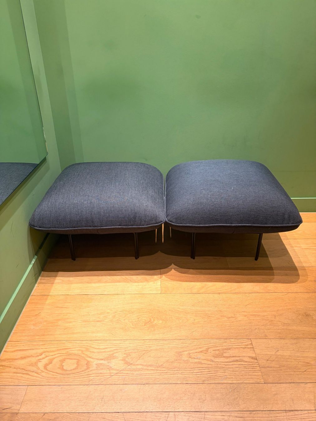 Hocker: Designer Hocker 2 Stück – Gebraucht aus Zürich von gia_68nb