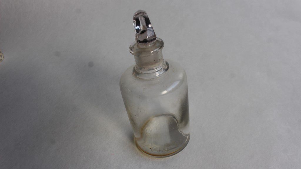 Flaconi: GUERLAIN Ancien Flacon à parfum – Usato da Vandoeuvres venduto da Dom-Tom 3
