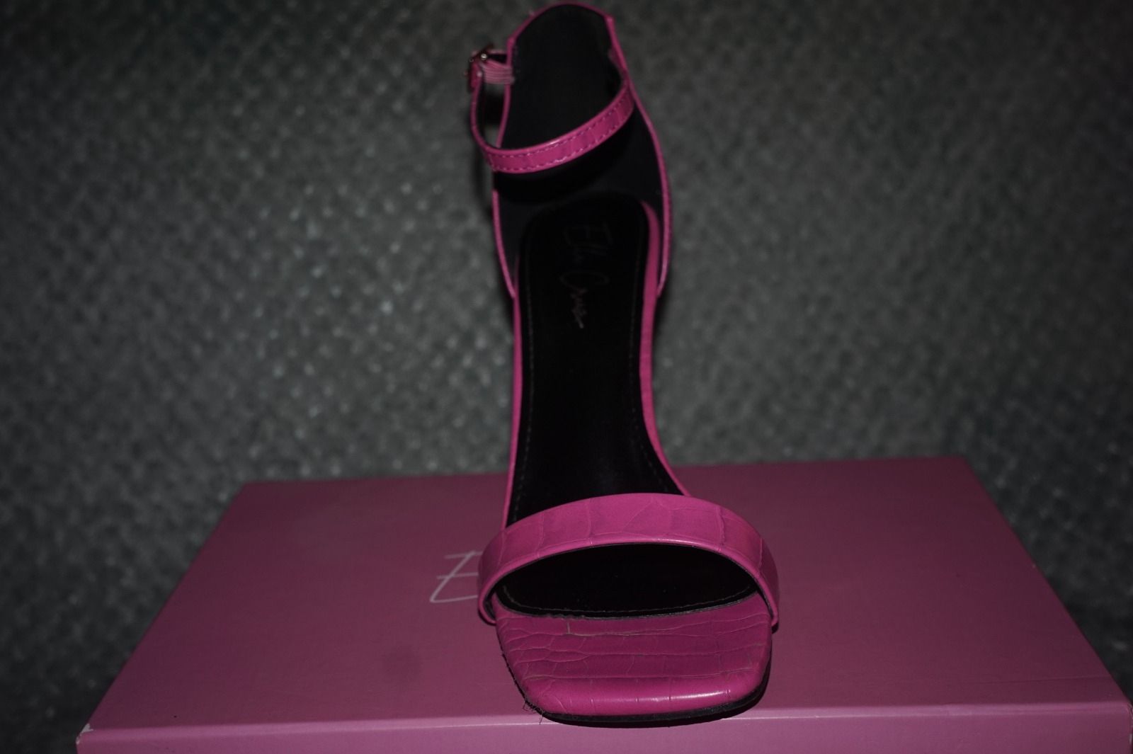 Scarpe da donna: rosa pumps – Usato da Wohlen AG venduto da yes_6sjl 3