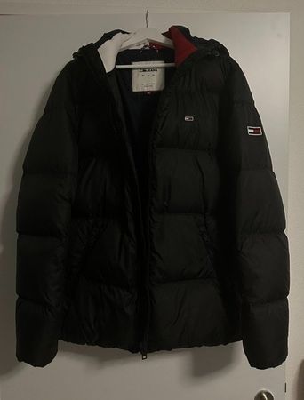 Daunenjacke Tommy Jeans schwarz
