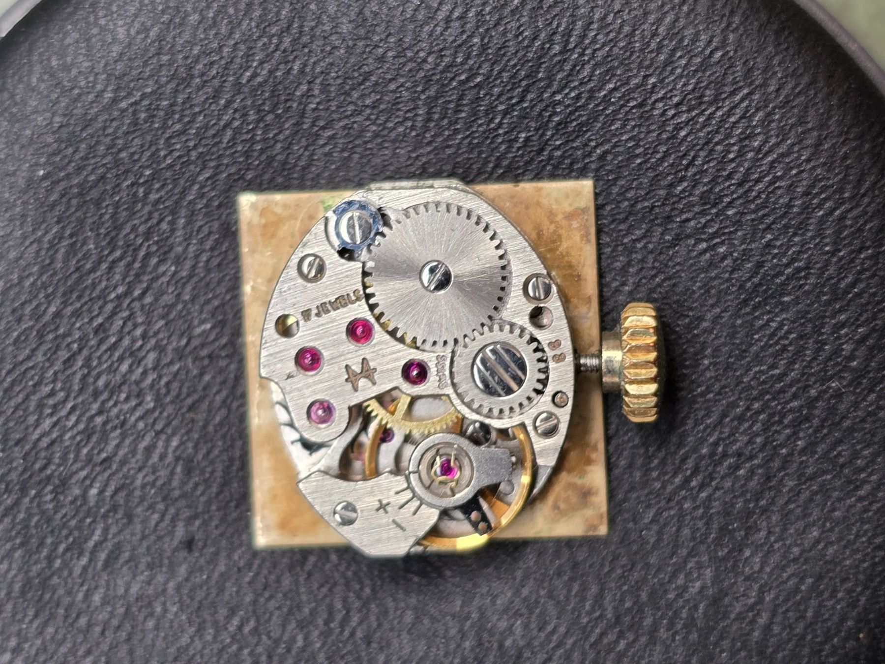 Hamilton Orologi: Mouvement Hamilton 88 – Difettoso da Tramelan venduto da Nirdan 2