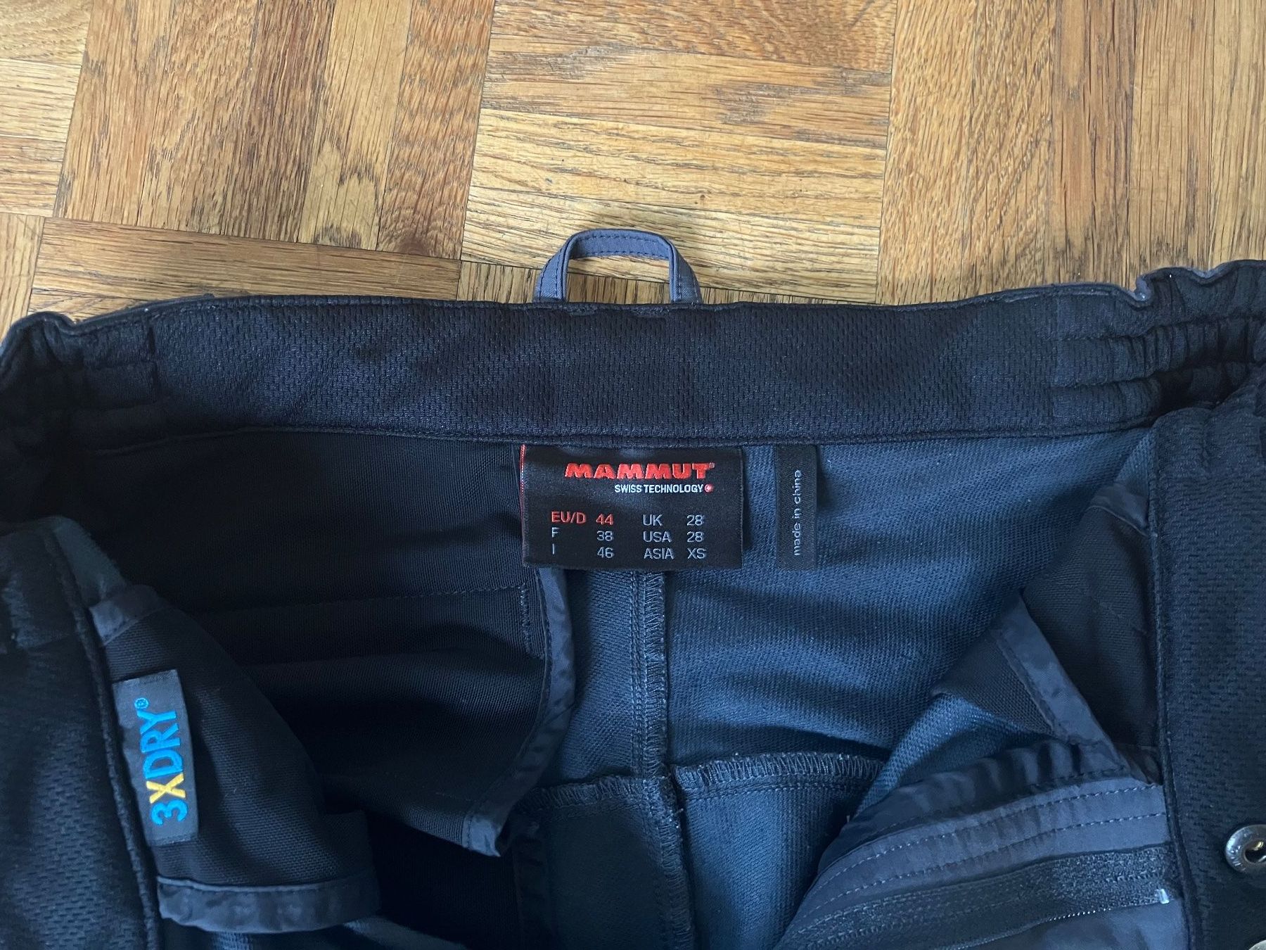 Mammut Pantaloni: Wanderhose Mammut – Usato da Sihlwald venduto da Superbrezelultra 4