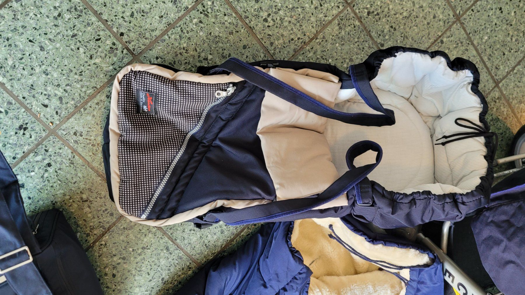 Hartan Carrozzine: Kinderwagen von Hartan – Usato da Küssnacht am Rigi venduto da Chalet37 9
