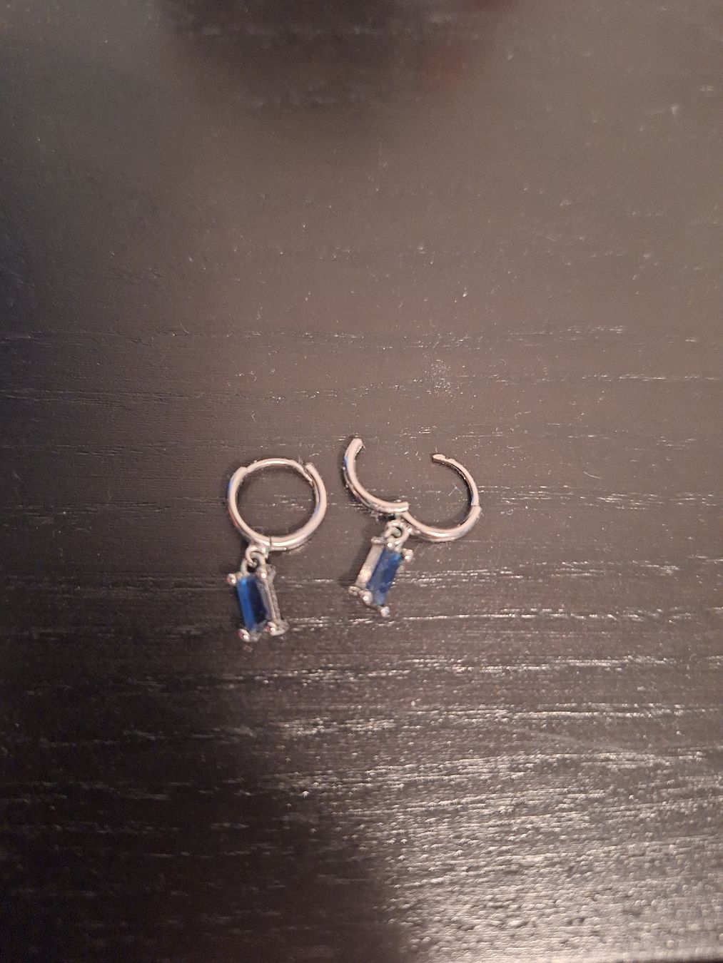 Orecchini pendenti & Orecchini a lobo: blue earring – Usato da Münchwilen AG venduto da sil_dp2y
