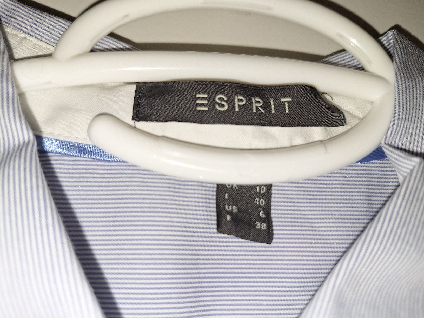 Esprit Camicette: Bluse von Esprit in Gr. 36 – Usato da Oberrieden venduto da smarties949 2