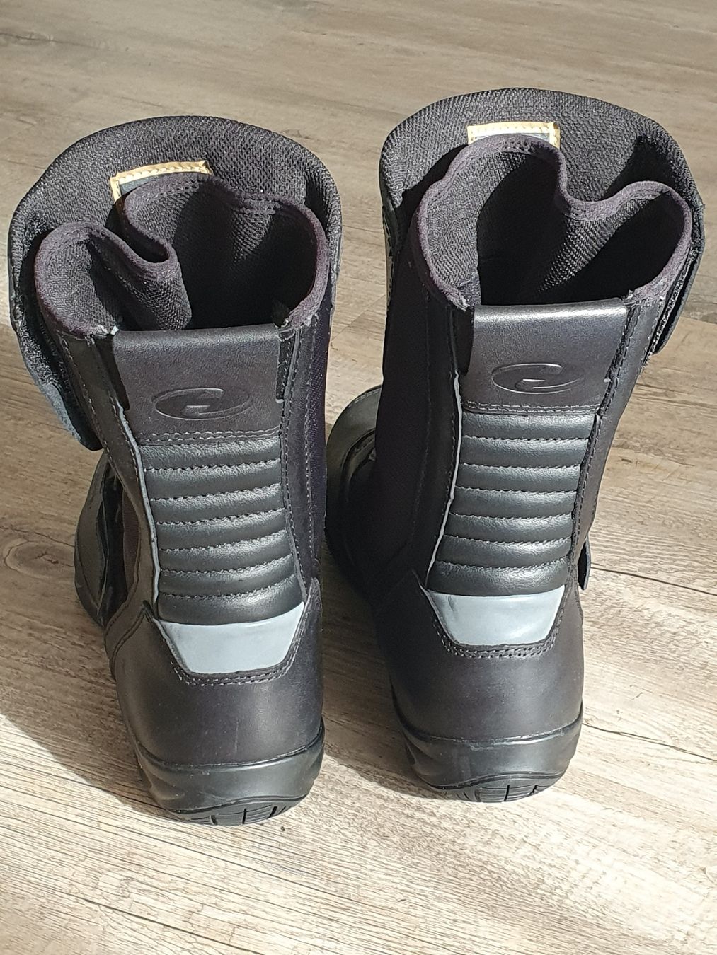 Scarpe da uomo: Held Motorradstiefel 42 - Neu – Nuovo (secondo la descrizione) da Luzern venduto da Alles15stutz 2