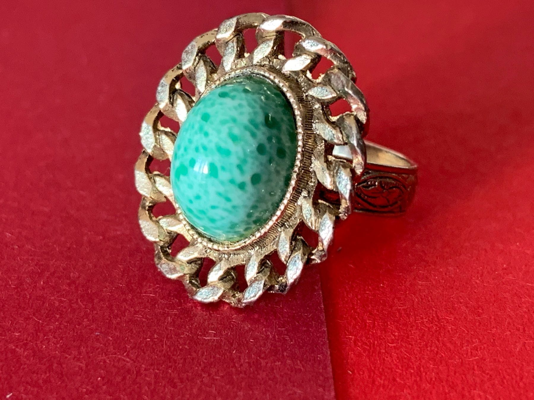 Ringe: Vergoldeter Ring  grüner stein! Rg 61 – Gebraucht aus Dittingen von Bellevista 7