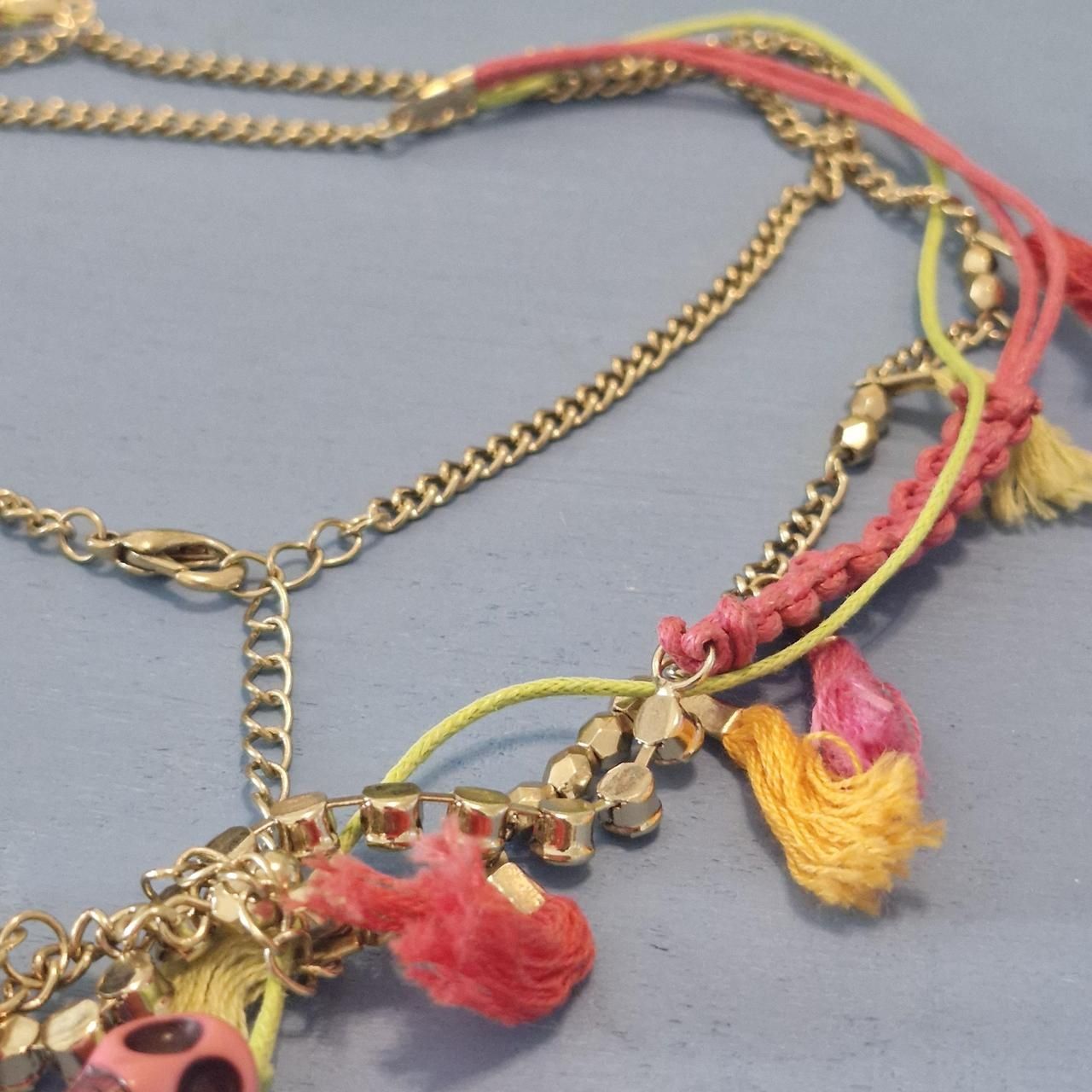 Colliers: collier multicolore  – D'occasion à Neuchâtel par yas_zdb7 1
