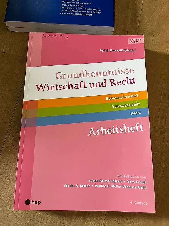 Bücher: Diverse Schulbücher Berufsmatur – Gebraucht aus Binningen von Bebbi28 3