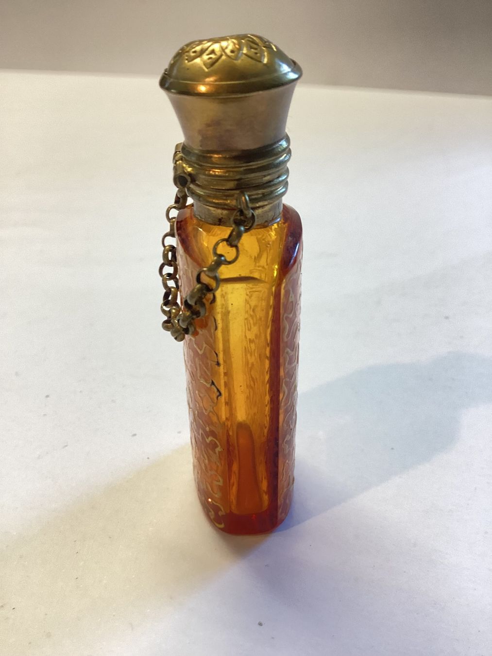 Flaconi: Antiker Parfum Flacon mit Ornament – Usato da Eglisau venduto da mar_5rn2 3