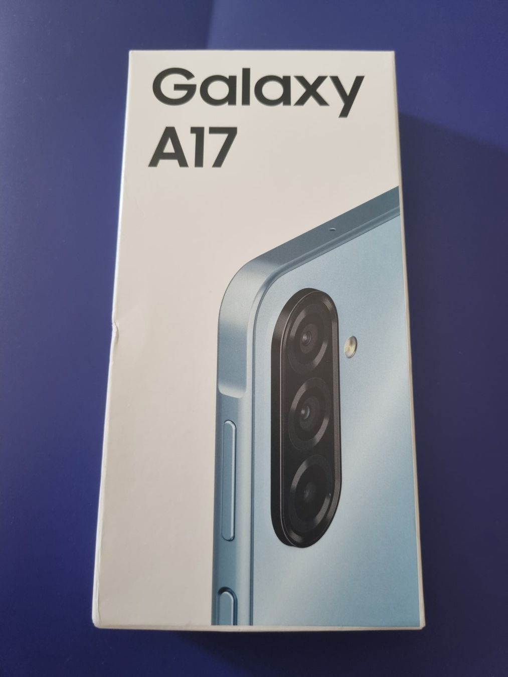 Samsung Telefoni cellulari / Smartphones: Samsung Galaxy A17 4G Neu e original versiegelt – Nuovo e nell'imballaggio originale da Pollegio venduto da Isaiaaaa96