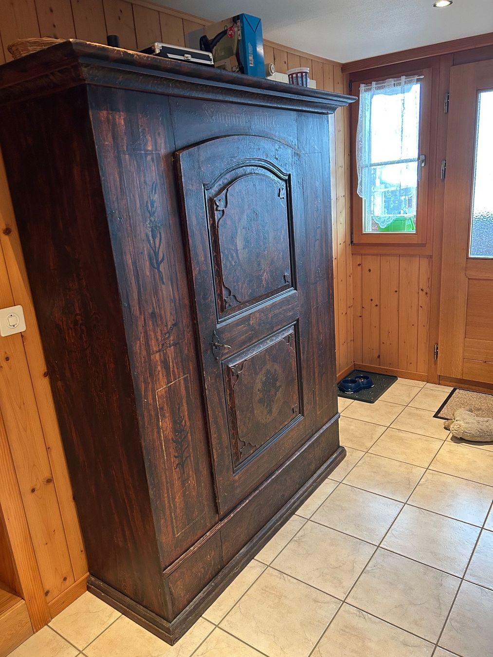 Armadi: Schrank antik von 1816 – Usato da Signau venduto da atb_9d6k 1