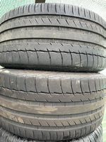 2 pneus été 235/35R19 à 30%