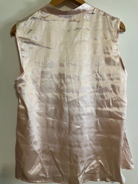 Camicette: elegante bluse mit mini-stehkragen, weich fallend – Nuovo (secondo la descrizione) da Schwarzenberg LU venduto da kindler007 2
