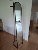 Spielgel Garderobe