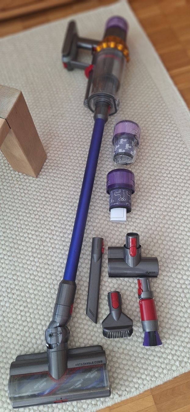 Dyson Aspirapolveri & Accessori: Dyson V11 Absolute Extra Pro Akkusauger gebraucht – Usato da Bassersdorf venduto da Makeje58