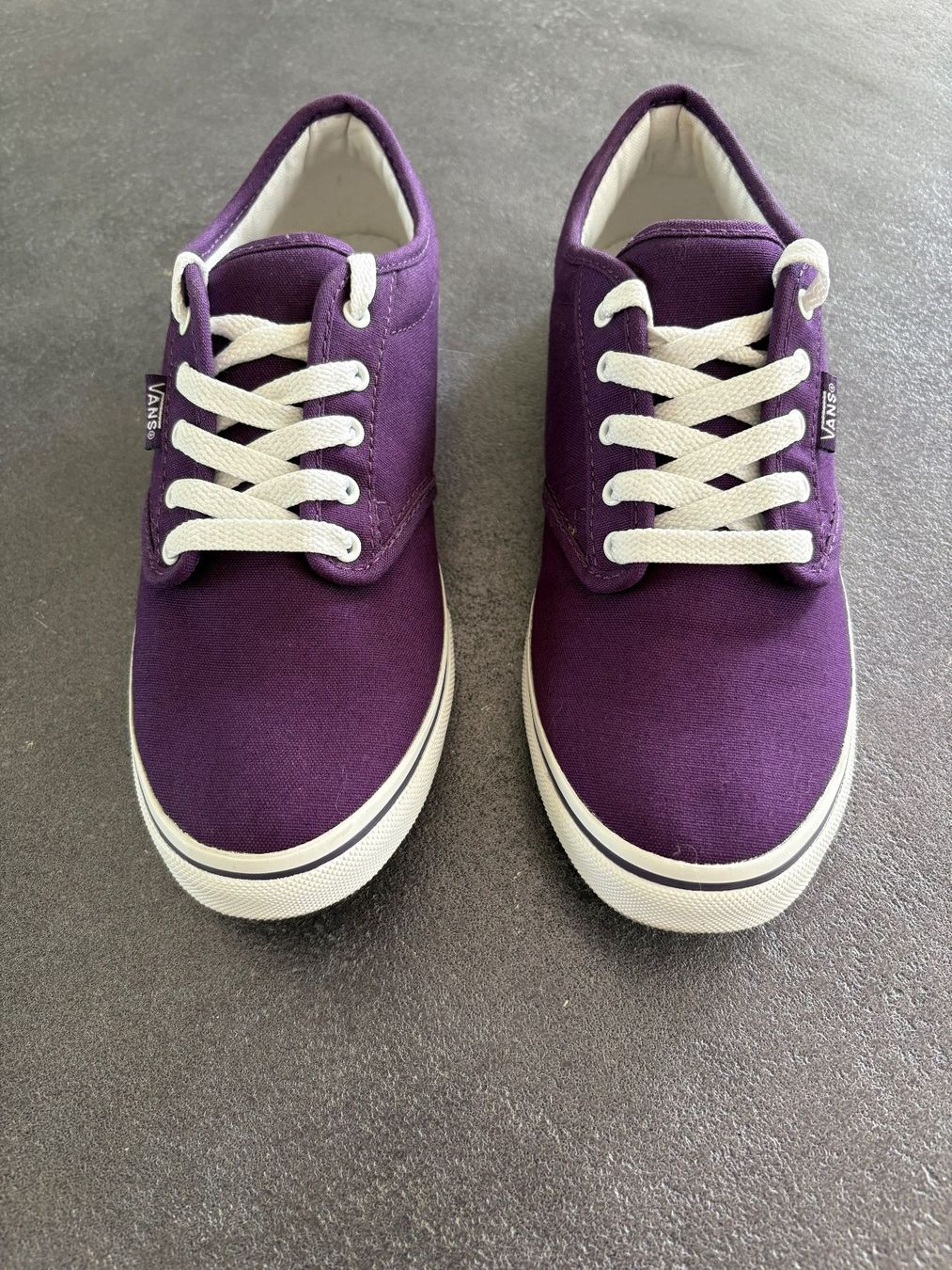 Vans Scarpe da donna: Damen Sneakers Vans Lila Grösse 37 – Usato da Flawil venduto da HeisseReifen
