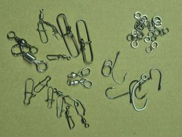 Diverse  Wirbel, Haken, Sprengringe, usw.