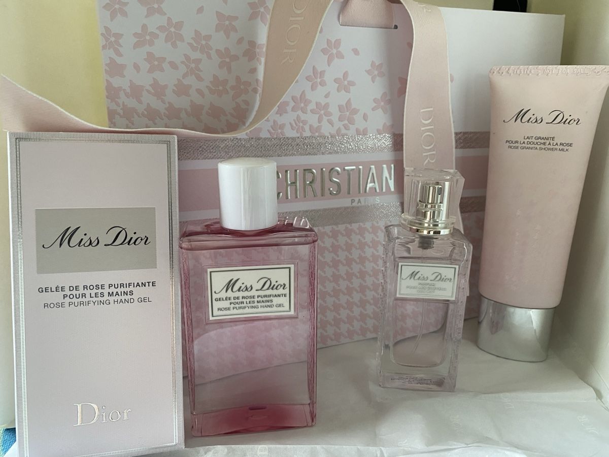 Dior Profumi & Eau de Toilette: Set Miss Dior – Nuovo e nell'imballaggio originale da Bouveret venduto da wes_7zll