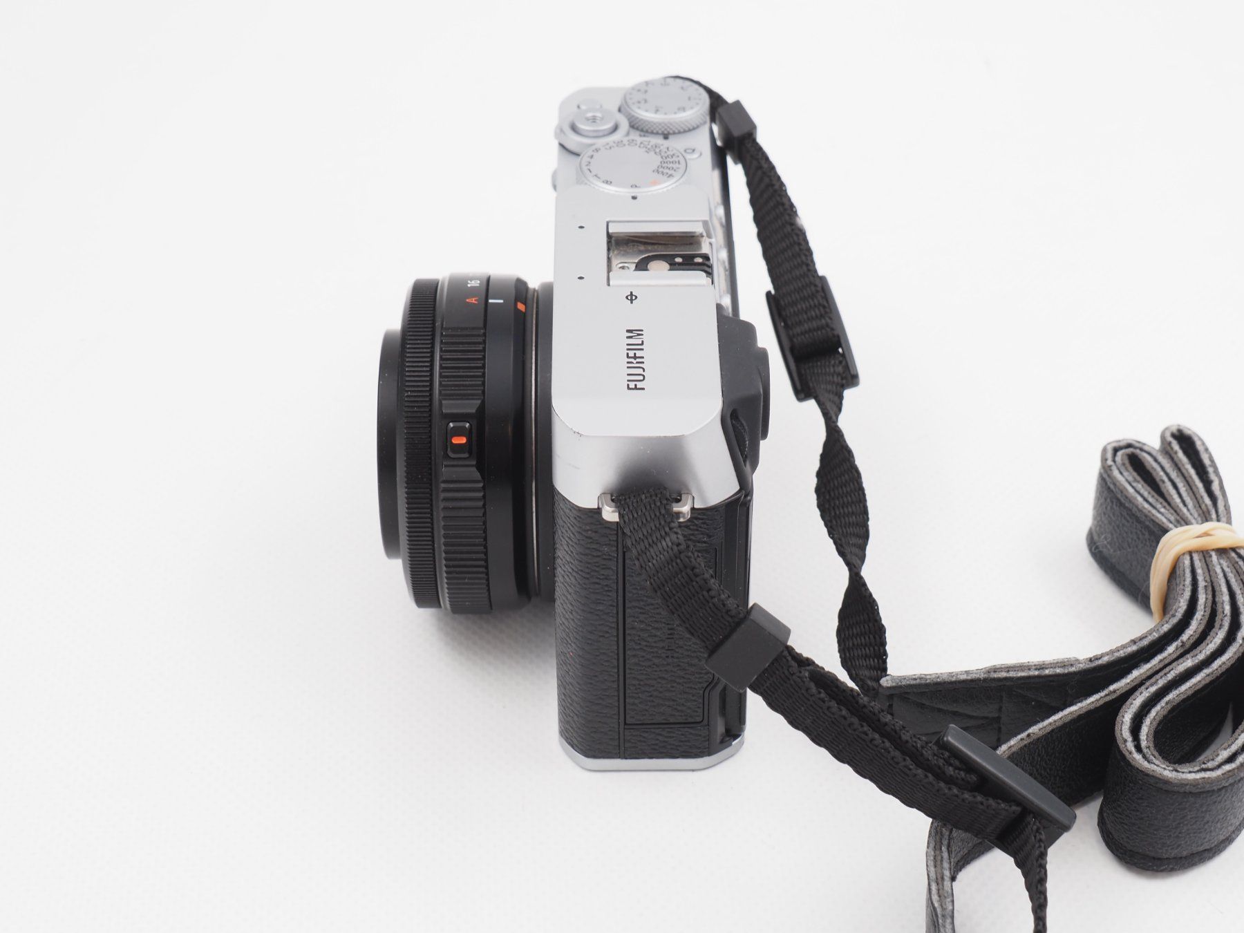 Fujifilm Kamera: Fujifilm X-E4 System Kamera, inkl. Objektive (26071611) – Gebraucht aus Zürich von fundsachenverkauf 2