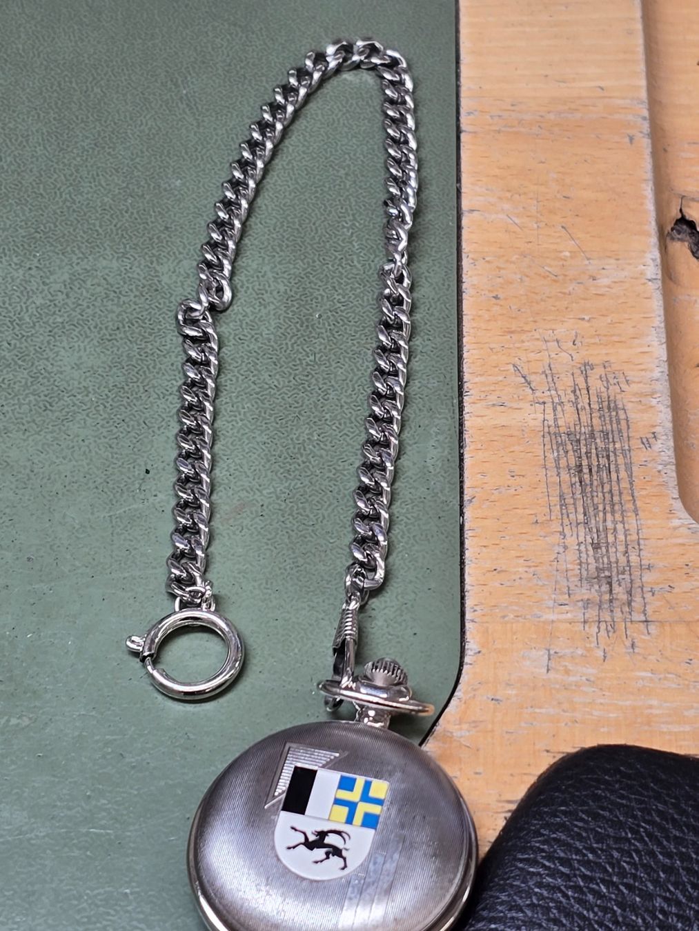 Orologi: Montre de poche Quartz avec pile neuve – Usato da Tramelan venduto da Nirdan 1