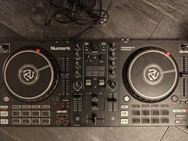 Numark Mixtrack Pro FX neu