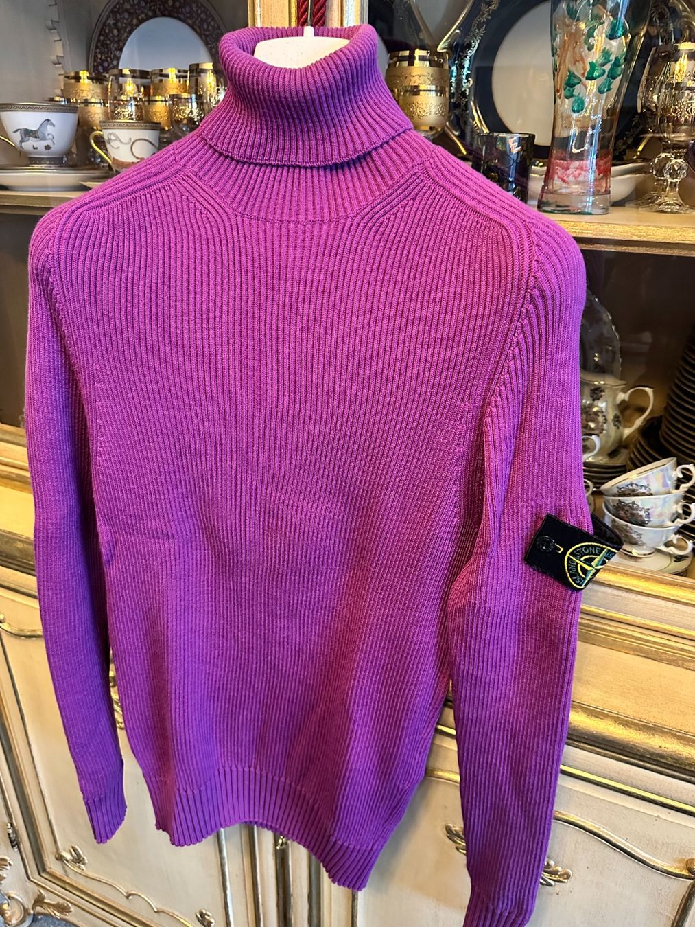 Stone Island Maglioni & Felpe: Klassischer Stone Island Wollpullover Sweater Pullover Pull – Usato da Mont-sur-Lausanne venduto da jolieresale