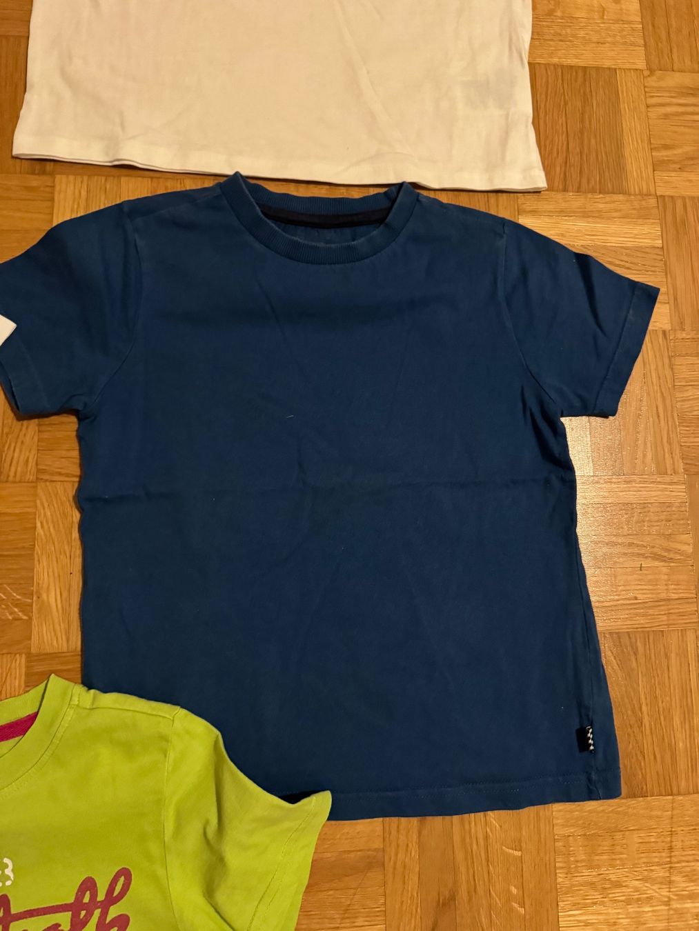Camicie, T-shirt & Polo: Kinder T-Shirts Grösse 110/116 – Usato da Zürich venduto da zd_1965 4