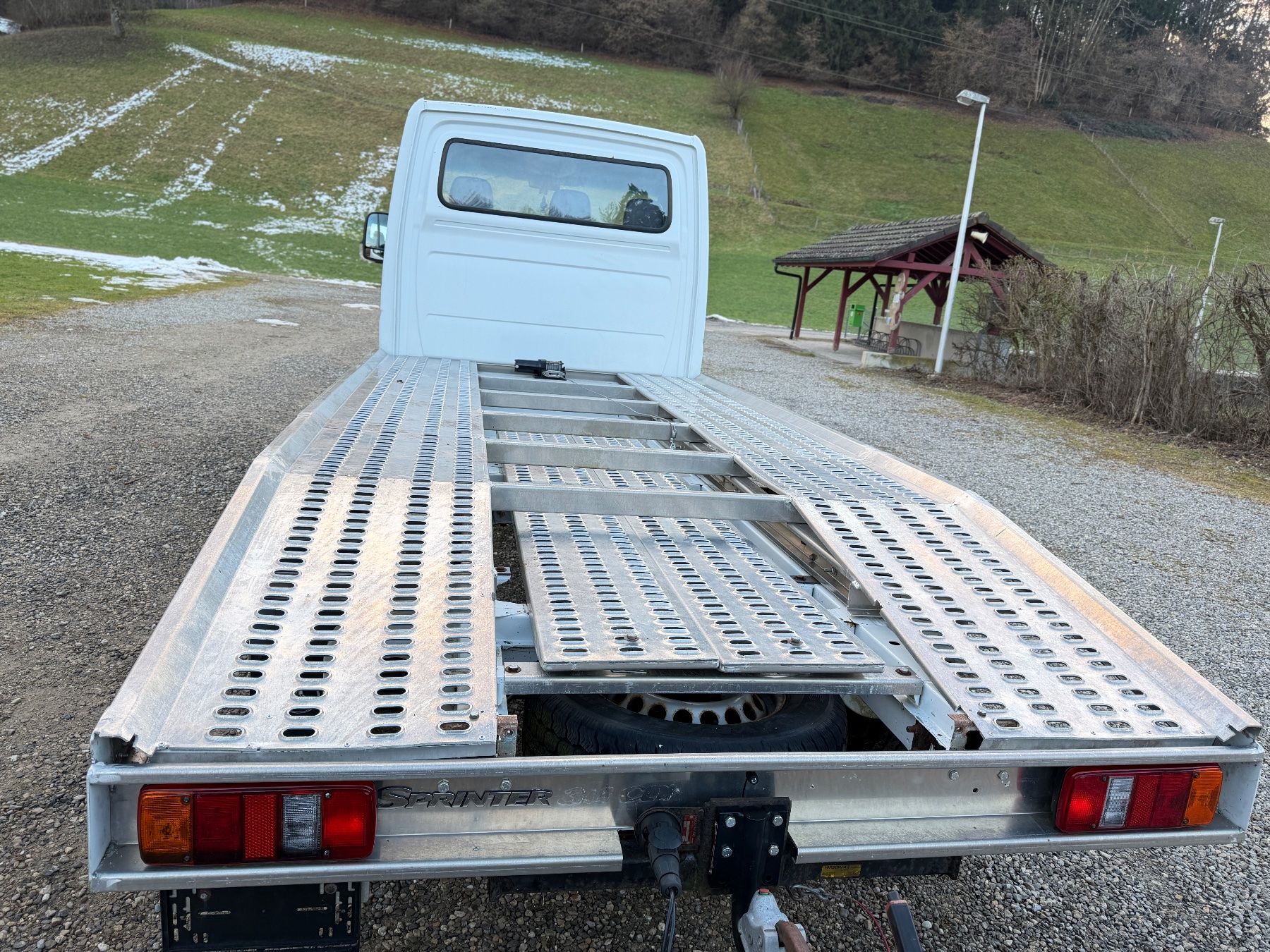 Mercedes-Benz Veicoli commerciali: Autotransporter 1600 kg Nutzlast – Usato da Muhen venduto da Vito-Automobile 3