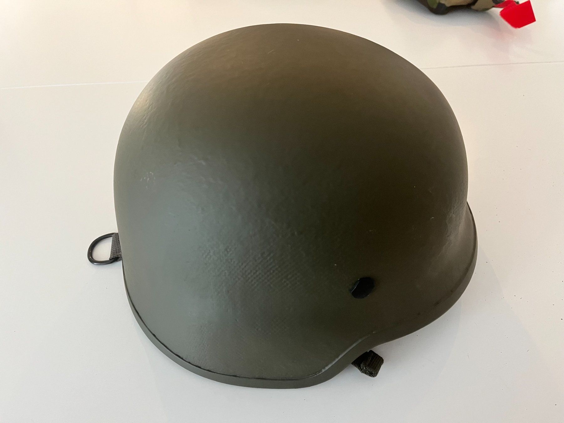 Uniformen & Effekten: Armee helm – Gebraucht aus Billens von Tekel