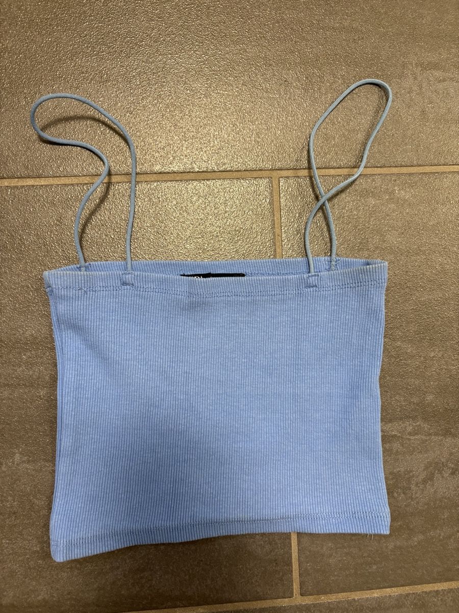 Zara Tops: Zara Ribbed Crop Top S – D'occasion à Rümlang par svent 1