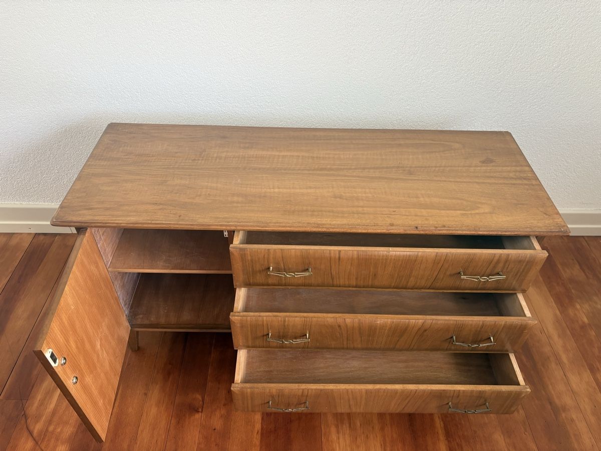 Cassettiere: Exklusive Mid-Century Sideboard-Kommode – Usato da Bern venduto da sei_d9jy 1