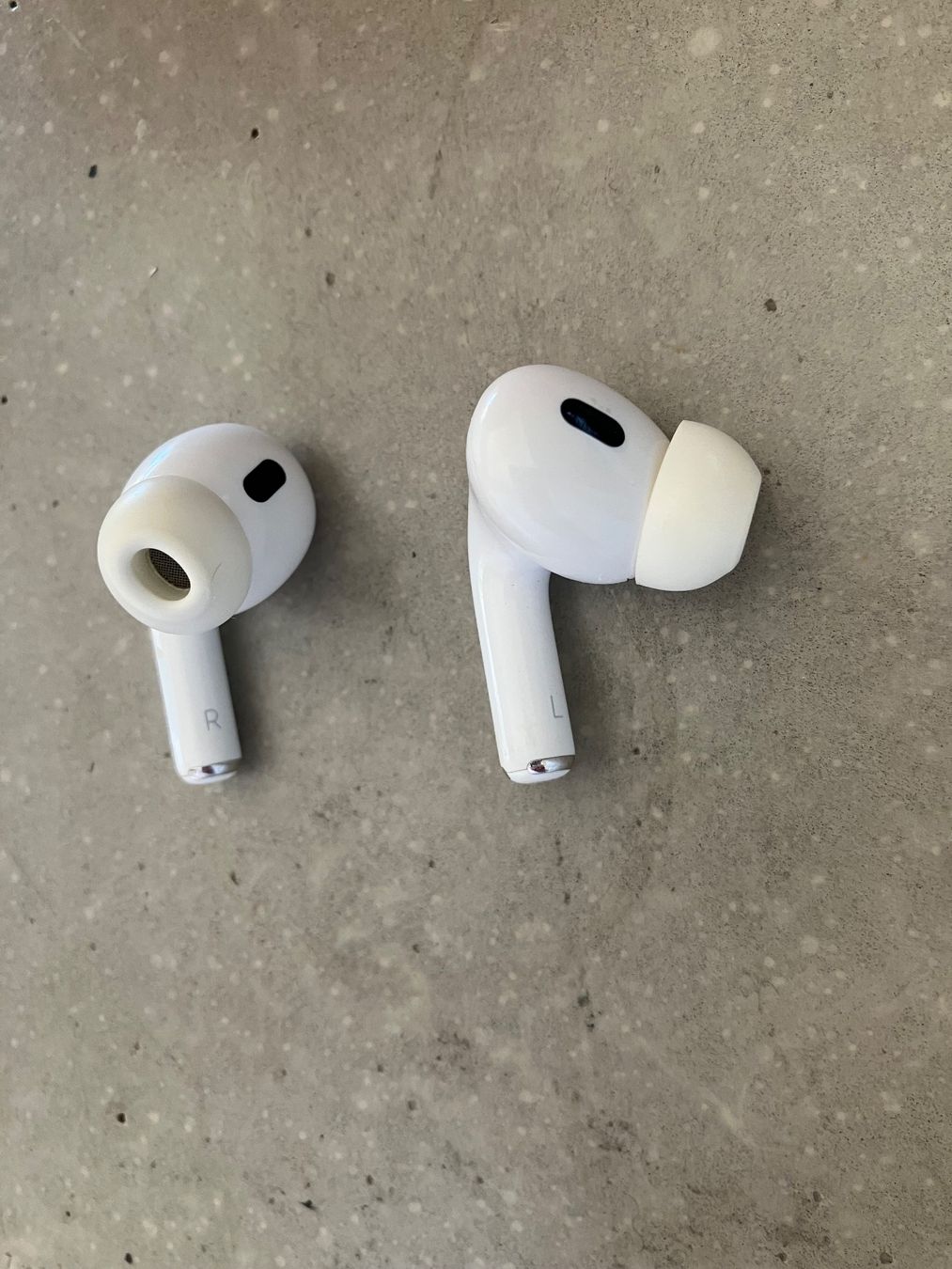 Apple Casques audio: APPLE Air Pods Pro 2 – D'occasion à Lausanne par mr.v 6