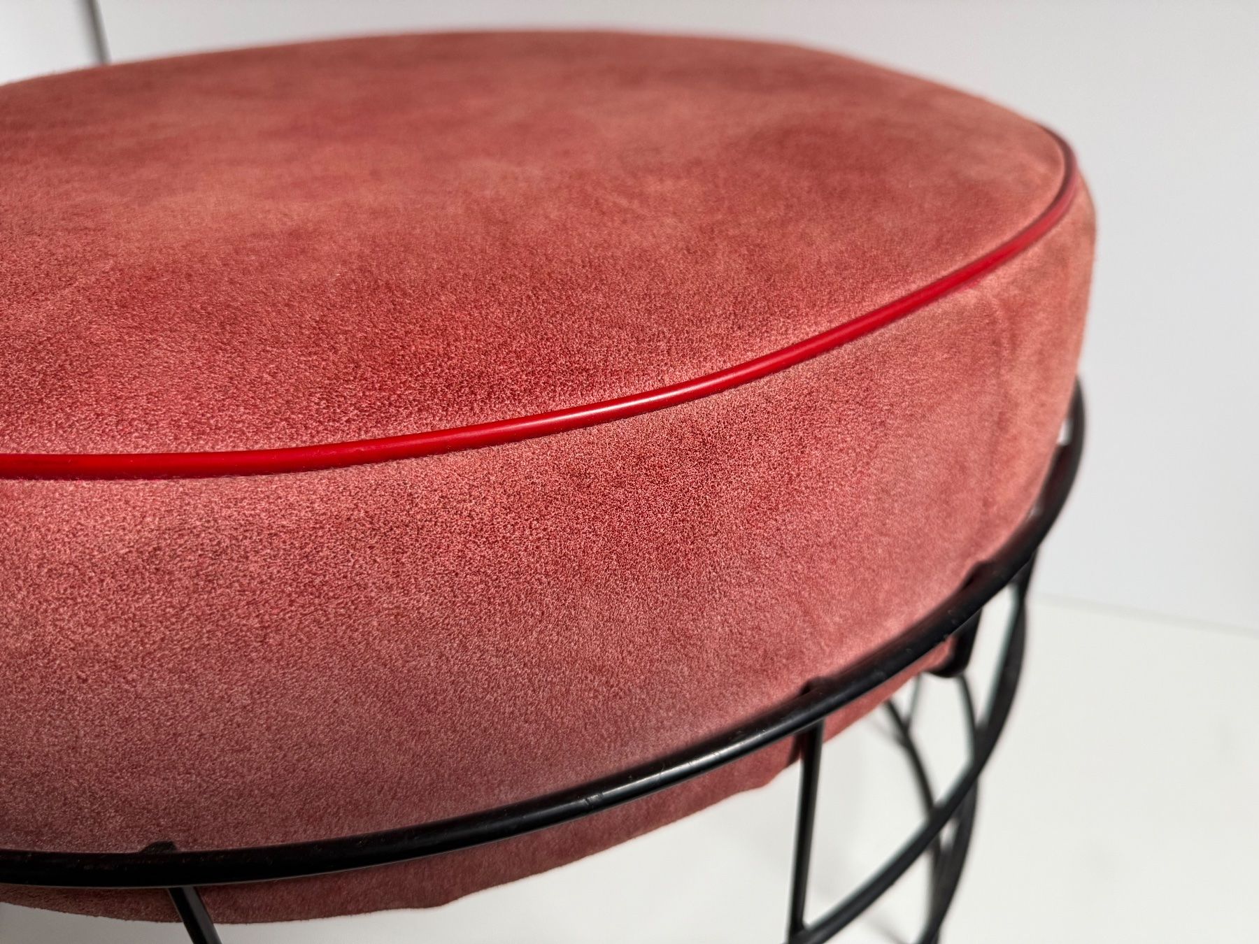 Sgabelli: T1 Hocker // Verner Panton – Usato da Schinznach-Dorf venduto da mix 8