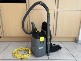 Kärcher Rückensauger BV 5/1
