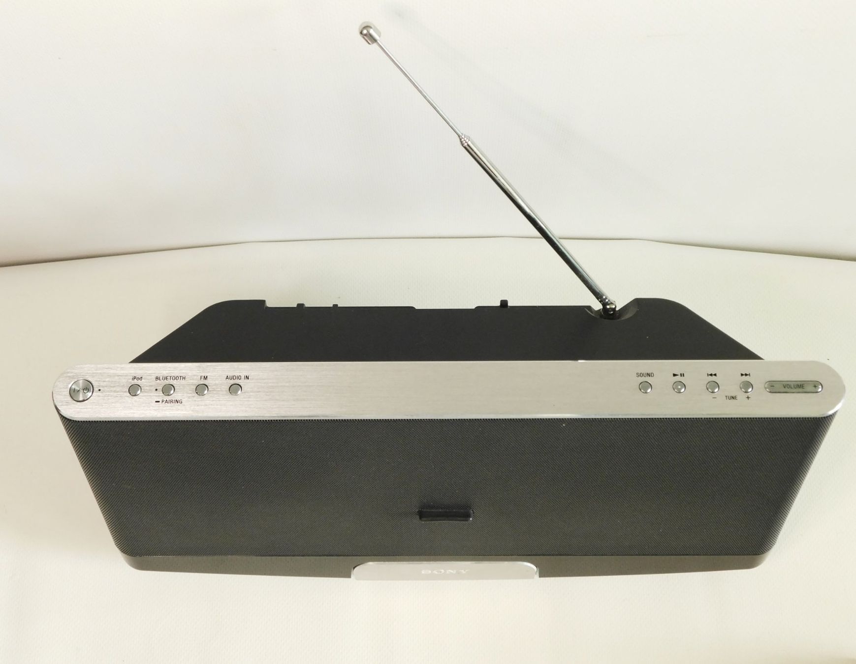 Sony Radio: Sony RDP-X200iP Bluetooth Lautsprecher & Dockingstation – Usato da Emmenbrücke venduto da Ulisse-22 1