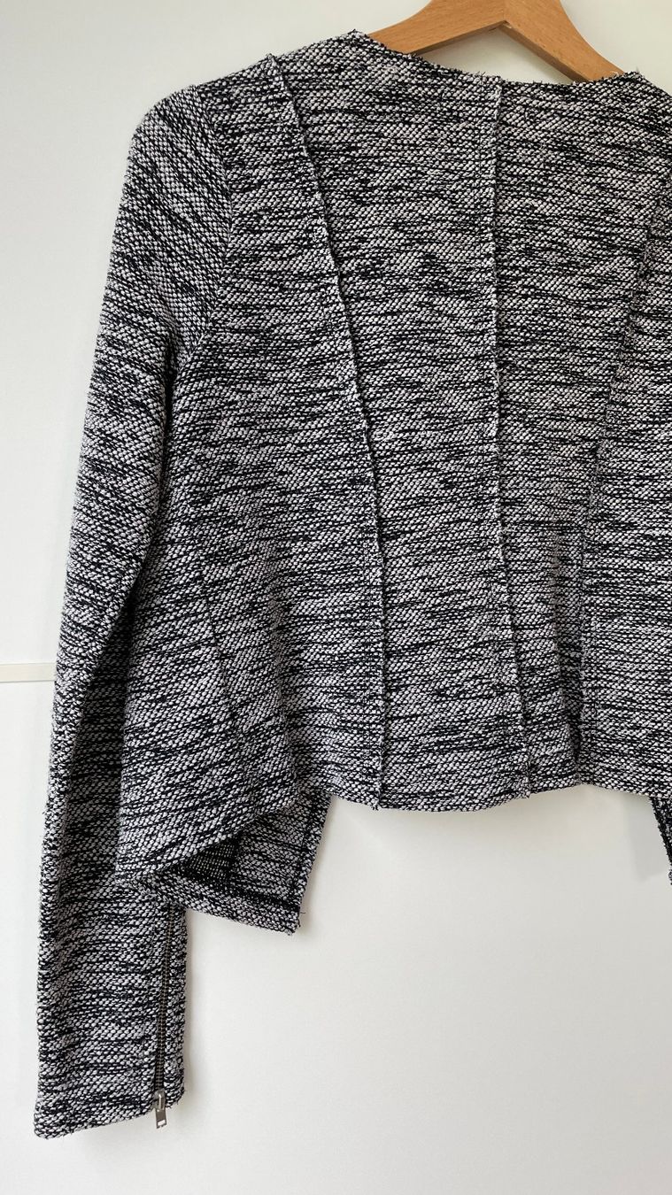 Giacche: Kurze Strickjacke, Grösse XS – Usato da Burgdorf venduto da Crown. 3