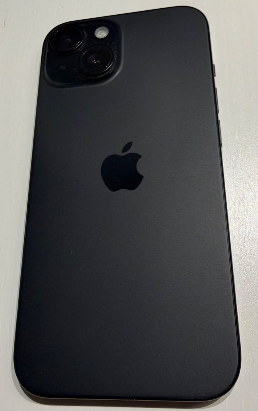 Apple Portables: iPhone 15 128 Go – D'occasion à St-Sulpice VD par rer_8by2 3