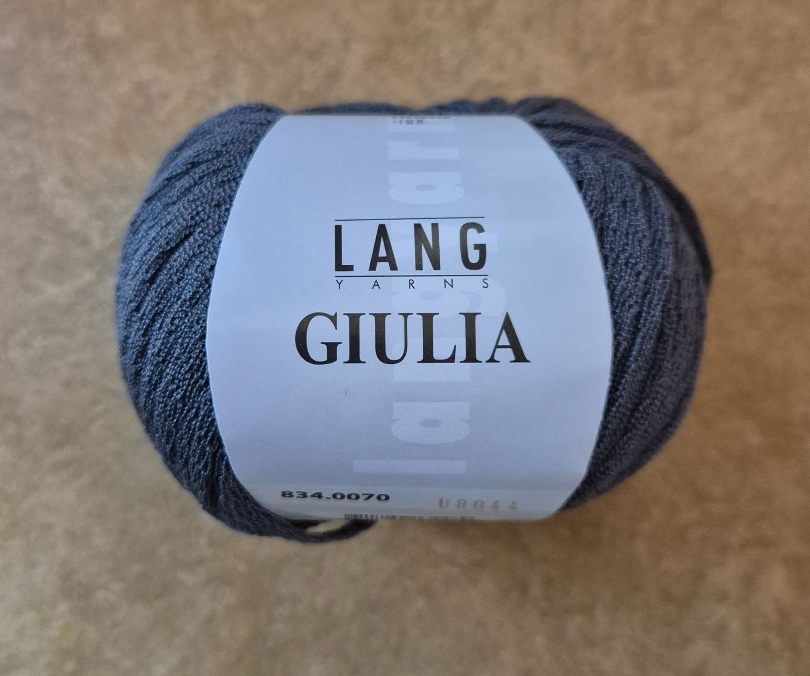 Wolle: Garn Giulia – Neu und originalverpackt aus Rotkreuz von Basana2 1