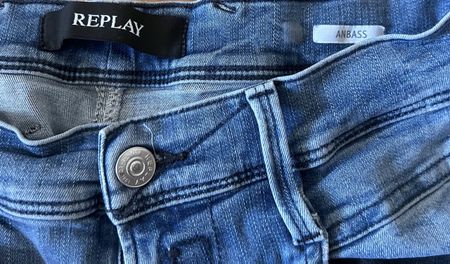 Replay Anbass Jeans, Top Zustand, W30 L30, Frühlings-Look