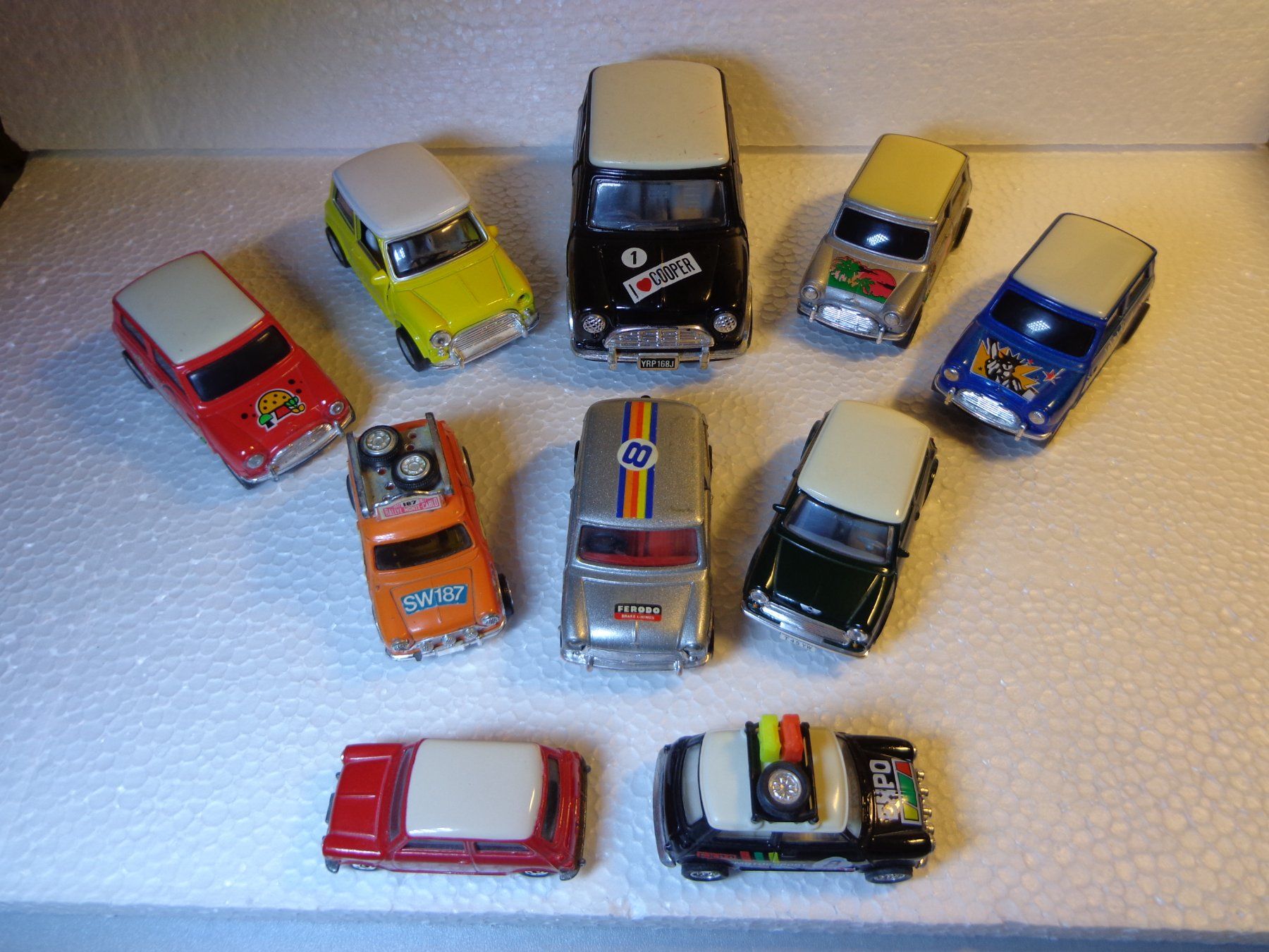 Voitures modèles: MINI Modellautos Lot – D'occasion à Hinterkappelen par Roku5