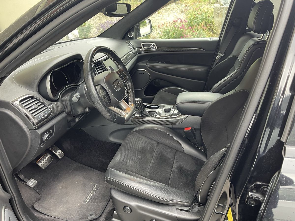 Jeep Automobili: Jeep Grand Cherokee SRT V8 – Usato da Salgesch venduto da Schnemo1 7