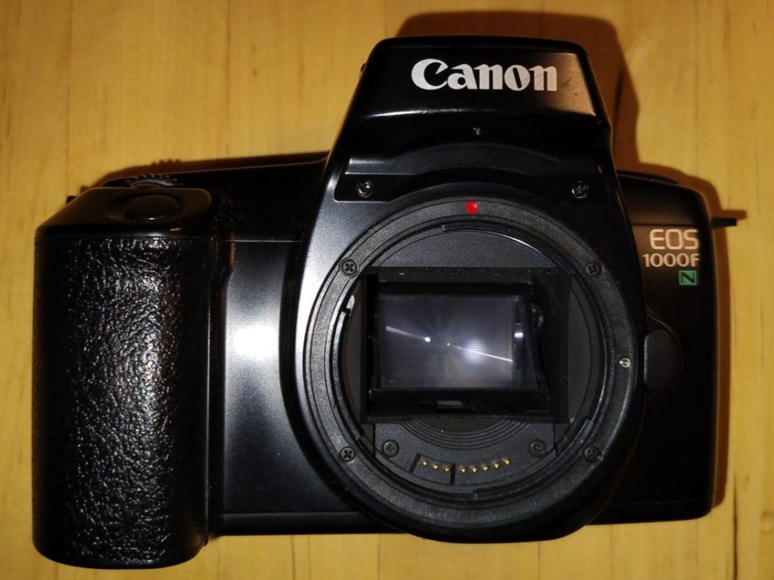 Canon Fotocamera: Kamera Canon EOS 1000F – Usato da Gelterkinden venduto da RC-Flyer_02