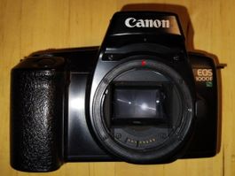 Kamera Canon EOS 1000F